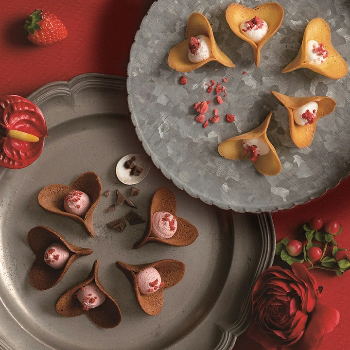 ホワイトデー ギフト 期間限定 ルフル ココアベリー / 2026 バレンタインデー キニール KINEEL 洋菓子 お菓子 スイーツ ラングドシャ ギフト 内祝い 内祝 御礼 京都 お祝い プレゼント ギフト プチギフト 手土産 詰め合わせ 個包装 焼き菓子 お返し 誕生日 出産祝