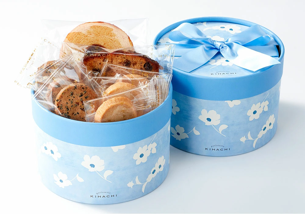 【クーポン配布中】 ホワイトデー ギフト 食べ物 人気 おしゃれ 高級 かわいい スイーツ お菓子 おしゃれ 高級 ギフト プレゼント プチギフト 手土産 女性向け パティスリー キハチ 帰省 御礼 お礼 アソートBOX S（シーズナル）【手提袋付き】ホワイトデー当日までに必ず到着